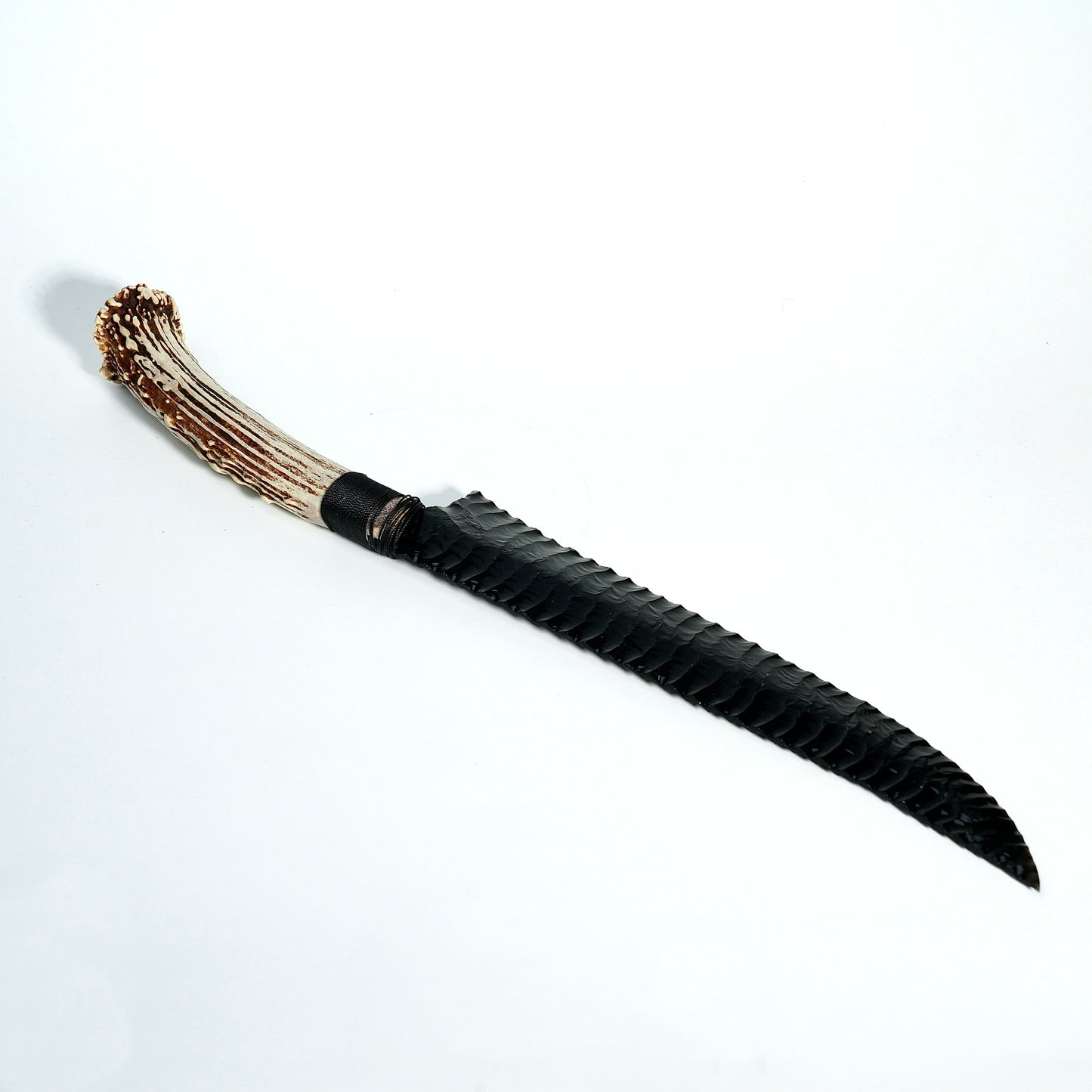 「Dragonglass」Obsidian Long Hunting Knife|Antler Handle|Pressure Flaking-Flint Knapping|Master-Crafted|Natural Materials|Collectible Ancient Design