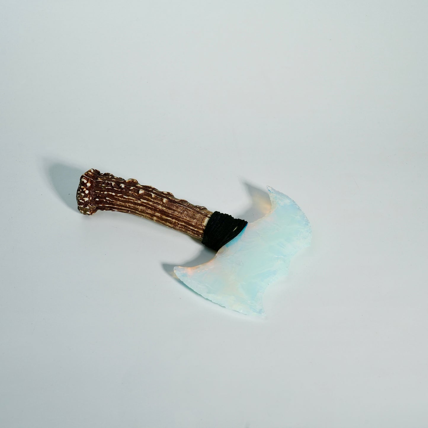 「Wonder Explorer」Opal Battle Axe|Antler Handle|Direct Percussion-Flint Knapping|Master-Crafted|Natural Materials|Collectible Ancient Design