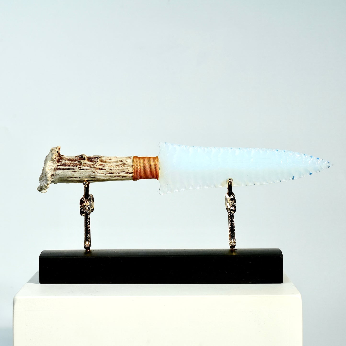 「Ice Blue&White」Opal Short Sword|Antler Handle|Pressure flaking-Flint Knapping|Master-Crafted|Natural Materials|Collectible Ancient Design