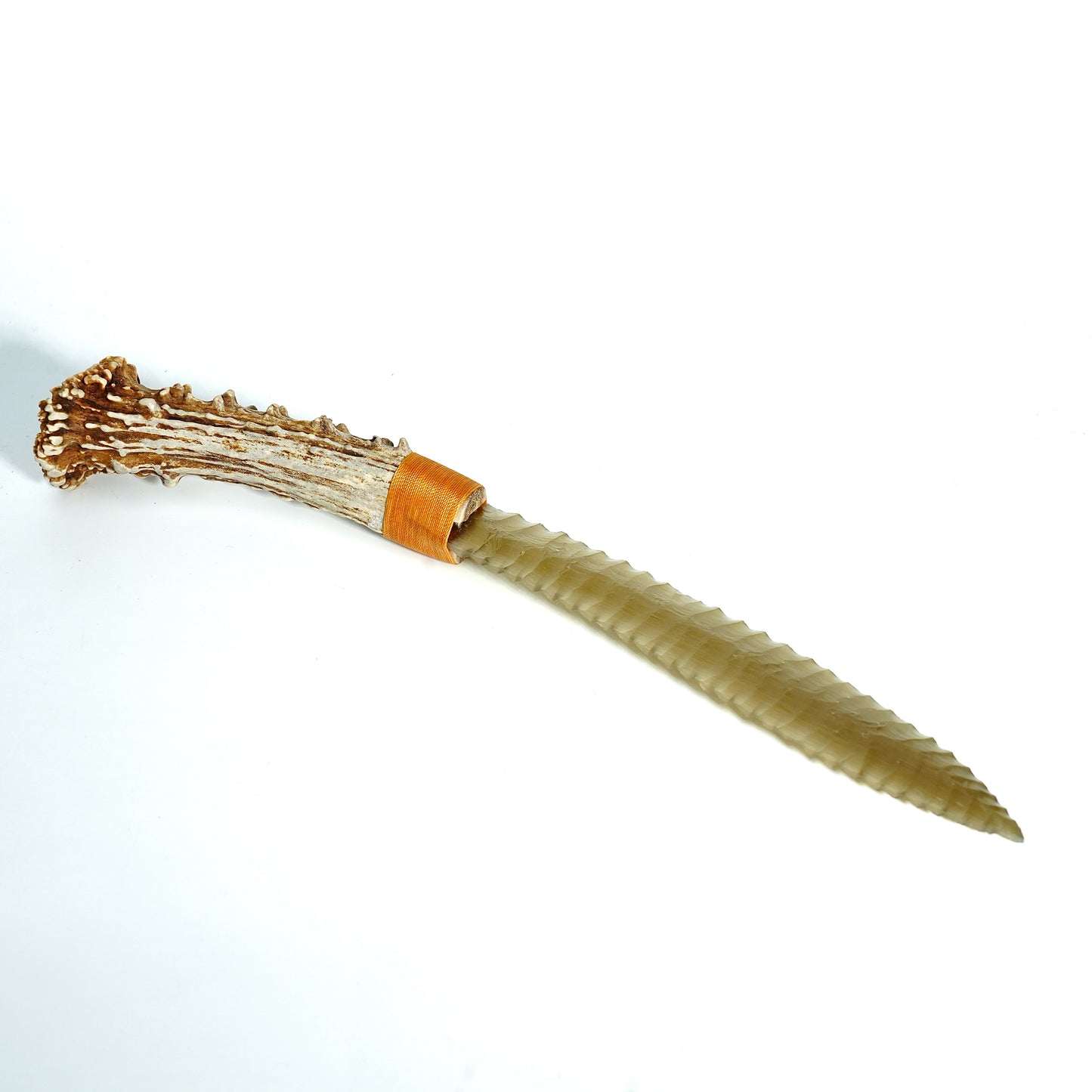 「Amber Gold」Cat's Eye Kukri|Antler Handle|Pressure Flaking-Flint Knapping|Master-Crafted|Natural Materials|Collectible Ancient Design