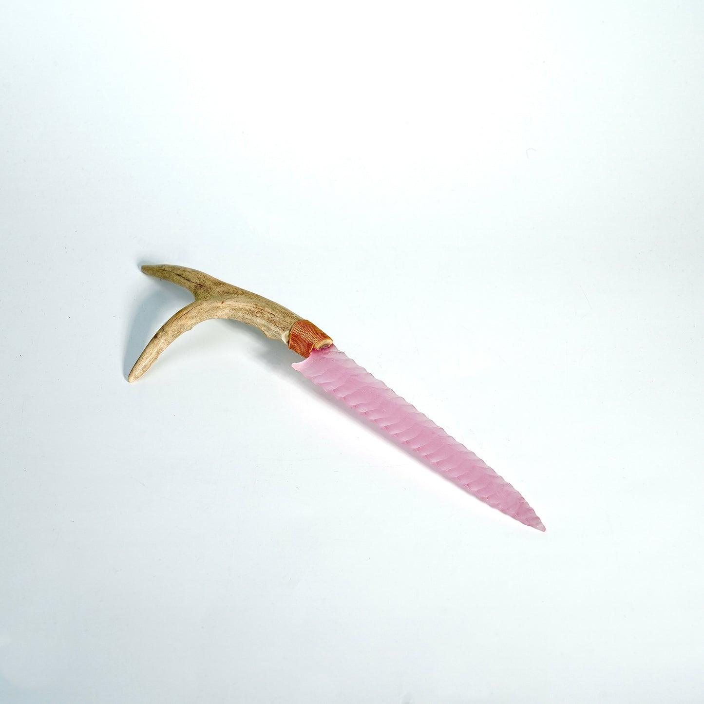 「Blush Pink」Cat's Eye Knife|Velvet Antler Handle|Pressure Flaking-Flint Knapping|Master-Crafted|Natural Materials|Collectible Ancient Design