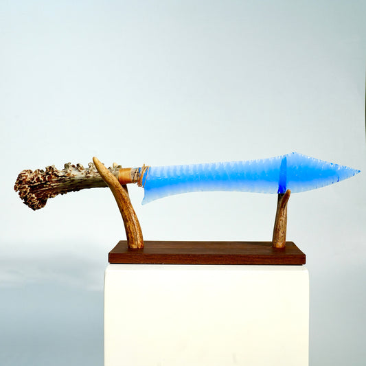 「Ocean Blue」Opal Long Bayonet｜Antler Handle｜Pressure Flaking-Flint Knapping｜Master-Crafted｜Natural Materials｜Collectible Ancient Design