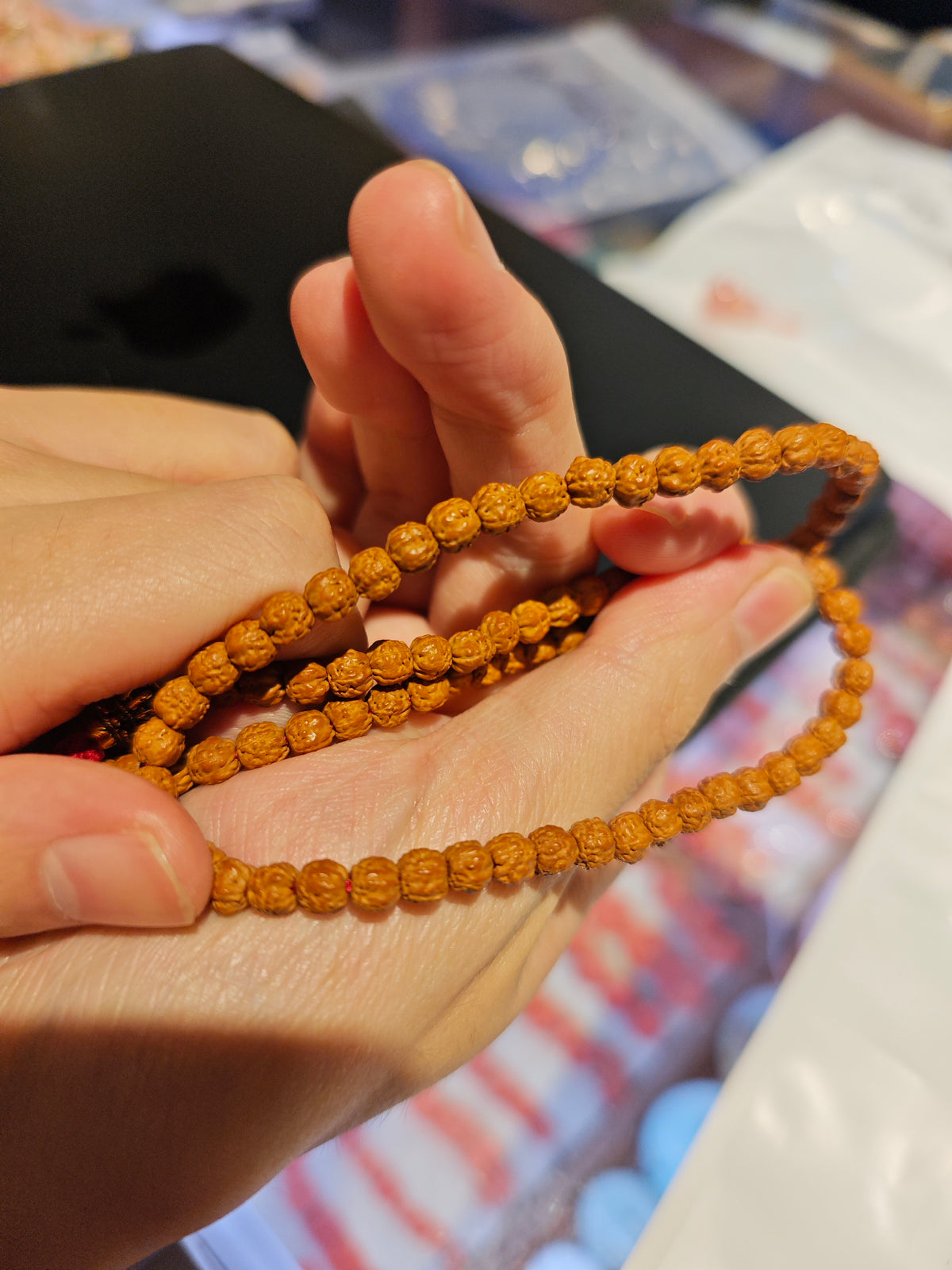 2026 Handicrafts Live Sale: Carved Works, Glass Ornaments, Bracelets & Accessories (09.20)