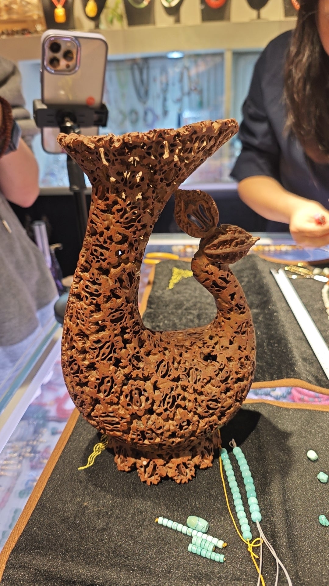2026 Handicrafts Live Sale: Carved Works, Glass Ornaments, Bracelets & Accessories (09.04)