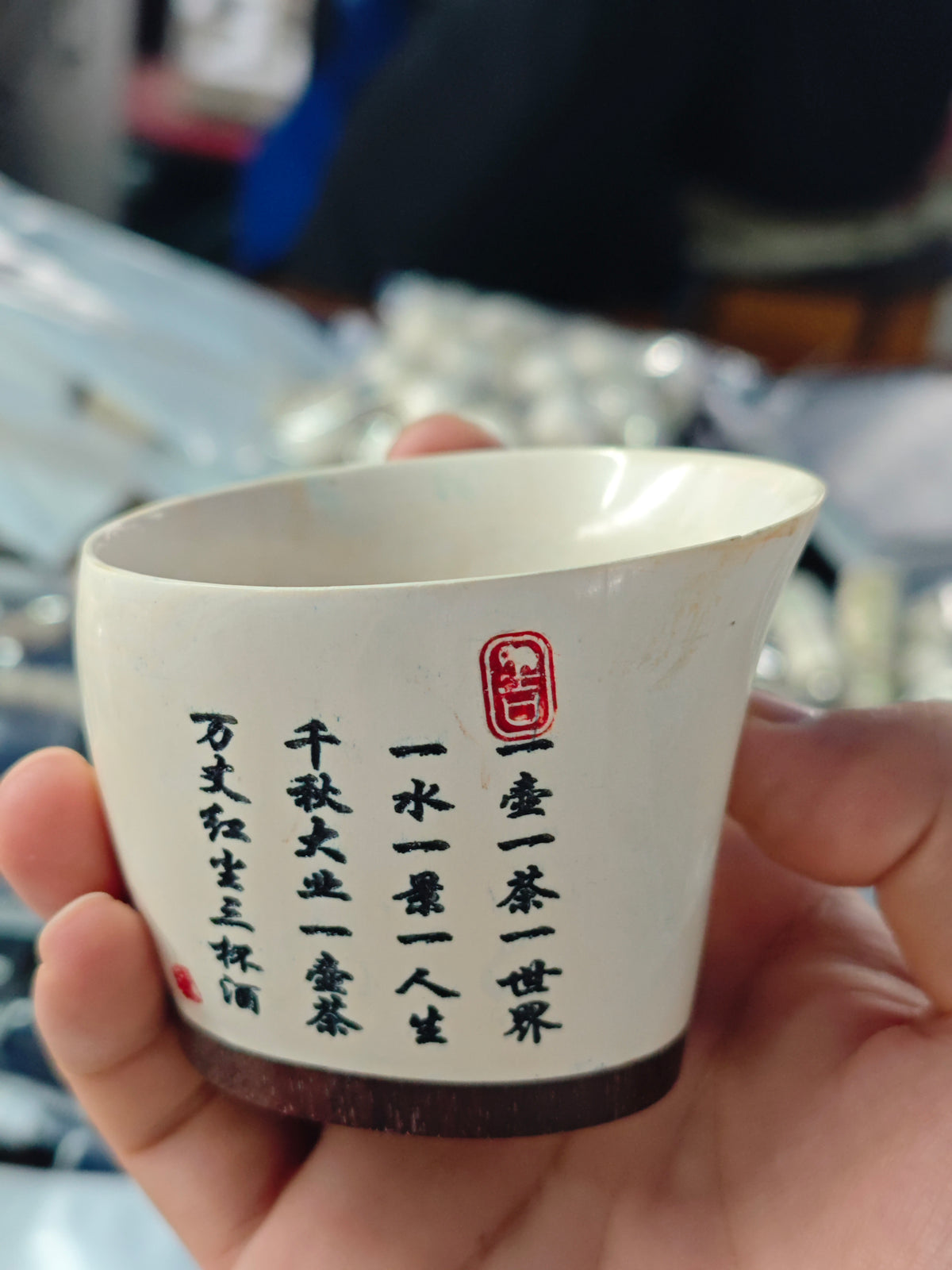 2026 Handicrafts Live Sale: Carved Works, Glass Ornaments, Bracelets & Accessories (09.05)