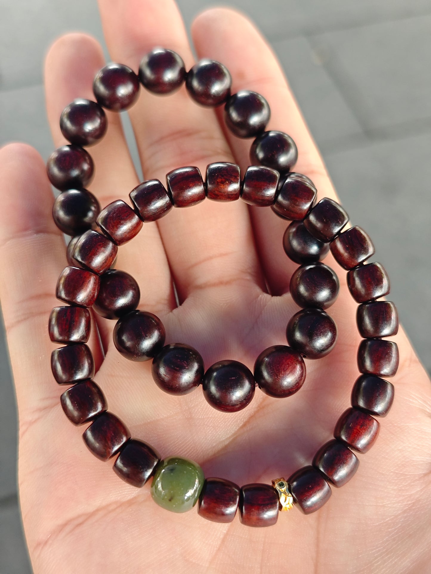 2026 Handicrafts Live Sale: Carved Works, Glass Ornaments, Bracelets & Accessories (06.20)
