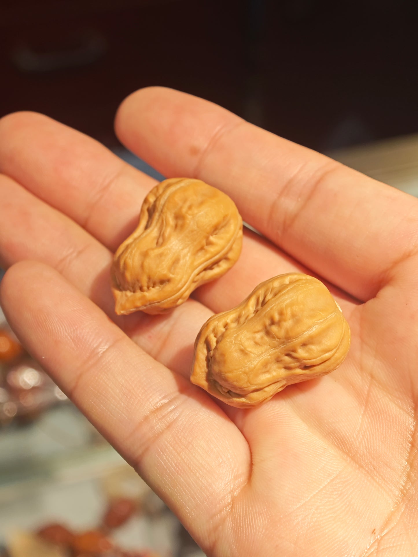 2026 Handicrafts Live Sale: Carved Works, Glass Ornaments, Bracelets & Accessories (08.02)