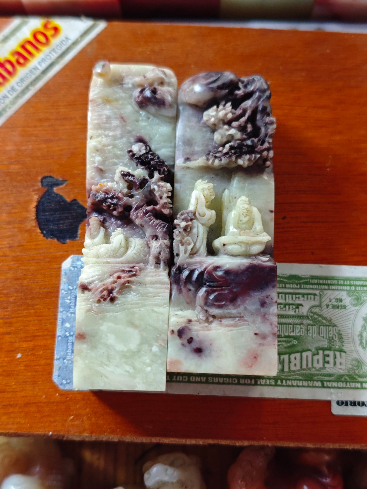 2026 Handicrafts Live Sale: Carved Works, Glass Ornaments, Bracelets & Accessories (07.05)